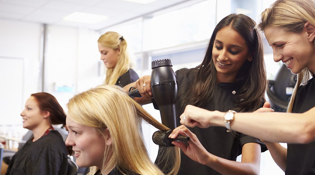 What Is A Hairdressing Apprenticeship How To Become A Hairdresser